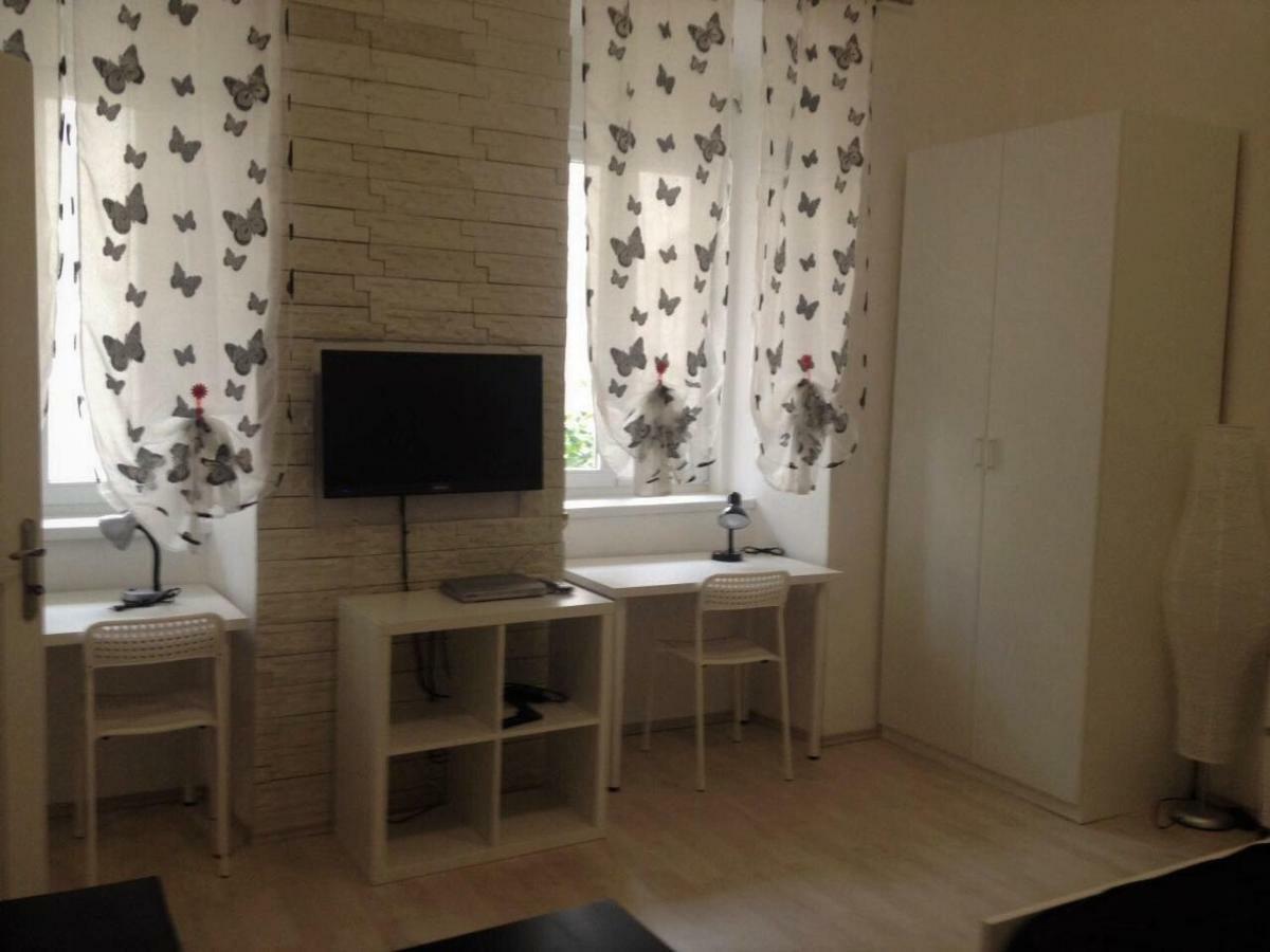 Studio Apartment Diana Rijeka Buitenkant foto